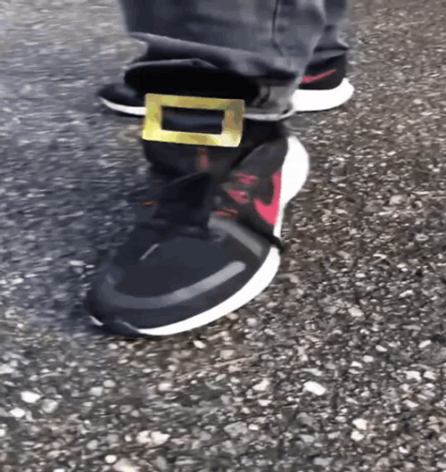 1 2 Buckle My Shoe Counting GIF