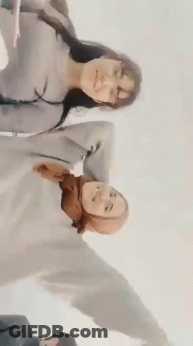 10 GIF