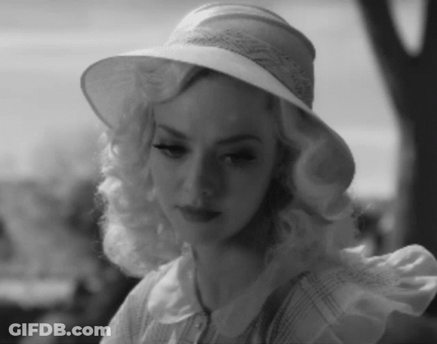 30S Mank Amanda Seyfried GIF