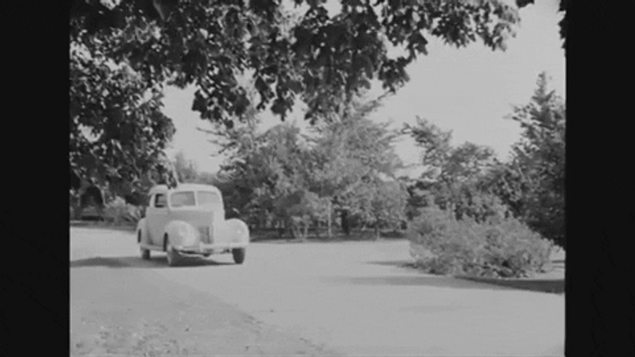 40S Vintage Car GIF