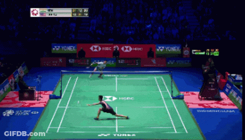 A Badminton Game Is Being Played On A Court Sponsored By Yonex And Hsbc GIF