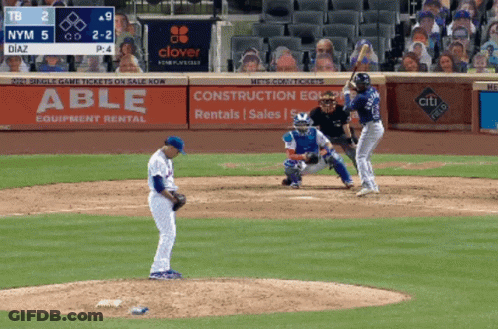 A Baseball Game Is Being Played Between Nym And Diaz And The Score Is 2-2 GIF
