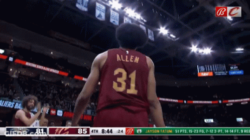 A Basketball Player In A Red Jersey With The Number 31 On It GIF