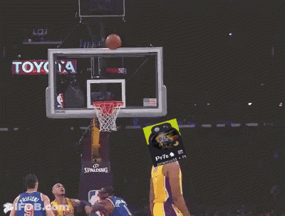 A Basketball Player Wearing A Yellow Jersey With The Number 0 GIF