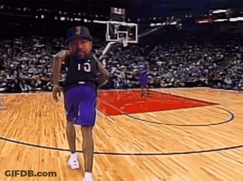 A Basketball Player With The Number 10 On His Shirt GIF