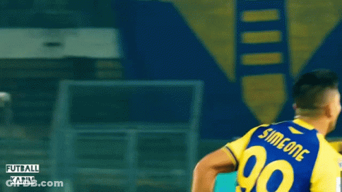 A Blurred Image Of Two Soccer Players With The Words Futball Karim In The Corner GIF