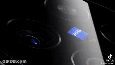 A Close Up Of A Cellphone With Chinese Writing On It GIF