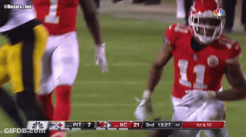 A Football Game Between Pittsburgh Steelers And Kansas City Chiefs Is Underway GIF