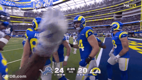 A Football Game Between The Rams And The Detroit Lions Is Being Broadcast On Fox Nfl GIF