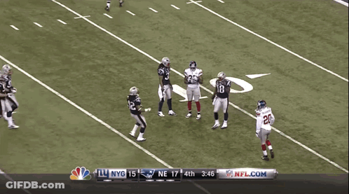 A Football Game Is Being Played Between The Ny Giants And The Indians GIF