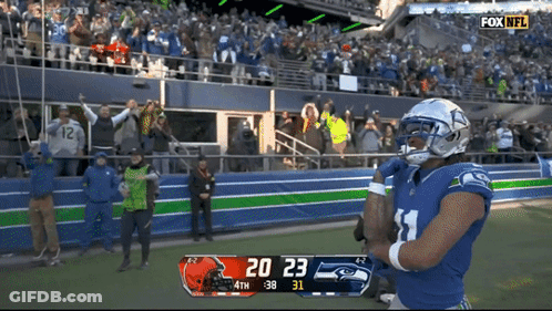 A Football Game Is Being Shown On Fox Nfl GIF
