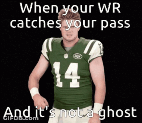 A Football Player In A Green Jersey With The Number 14 GIF