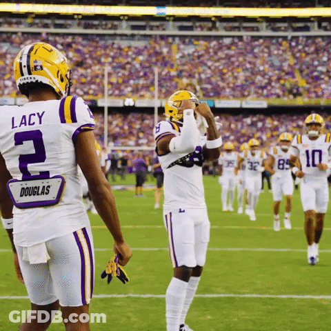 A Football Player With The Name Lacy On His Jersey GIF