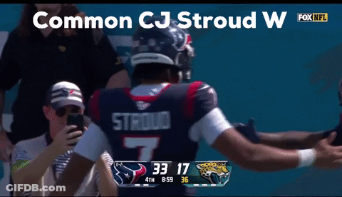 A Football Player With The Name Stroud On The Back GIF