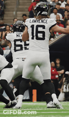 A Football Player With The Number 16 On His Jersey GIF