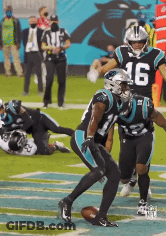 A Football Player With The Number 16 On The Back Of His Shirt GIF