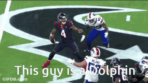 A Football Player With The Number 4 On His Shirt GIF