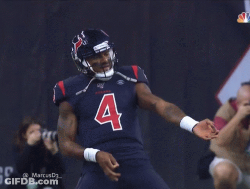 A Football Player With The Number 4 On His Uniform GIF