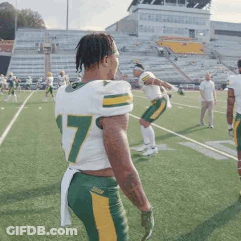 A Football Player With The Number 7 On His Back GIF