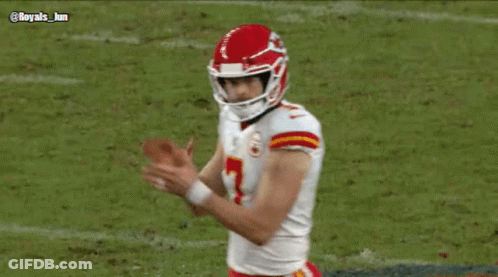 A Football Player With The Number 7 On His Jersey Is Giving The Middle Finger GIF