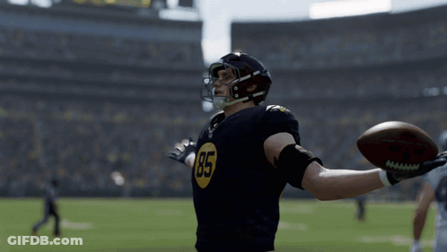 A Football Player With The Number 85 On His Shirt GIF