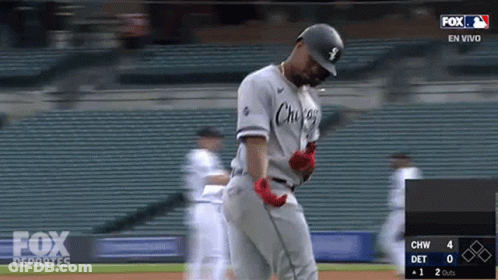 A Fox Deportes Broadcast Of A Baseball Game In Progress GIF