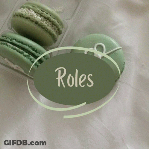 A Green Circle With The Word Roles In It GIF