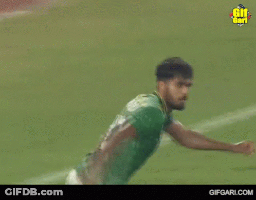 A Man In A Green Jersey With The Number 22 On It GIF
