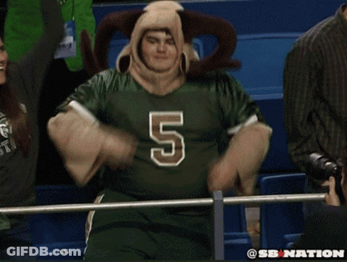 A Man In A Green Jersey With The Number 5 GIF