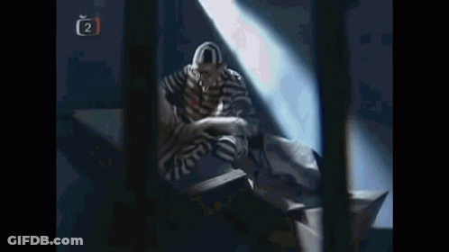 A Man In A Striped Shirt Says Ale My Pereme Na 40 On The Screen GIF