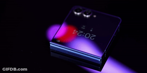 A Phone That Has The Time 20:25 On It GIF