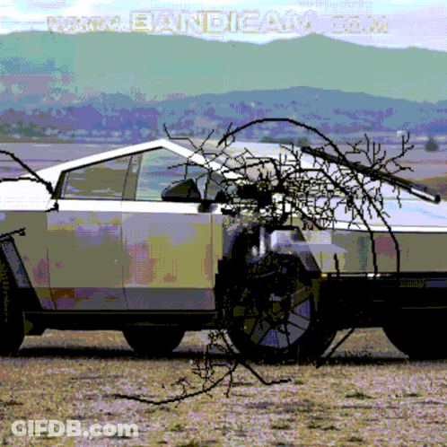 A Picture Of A Car With The Website Www.eandicam.com Written On The Bottom GIF
