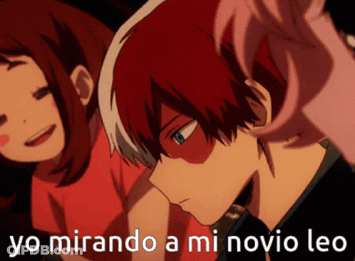 A Picture Of A Girl And A Boy With The Words Yo Mirando A Mi Novio Leo GIF