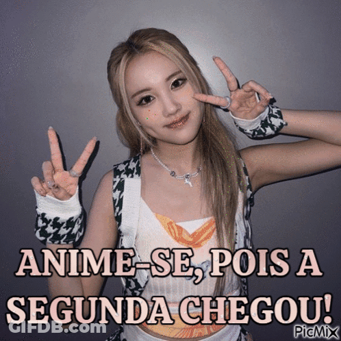 A Picture Of A Girl With The Words Anime-Se Pois A Segunda Chegou On It GIF
