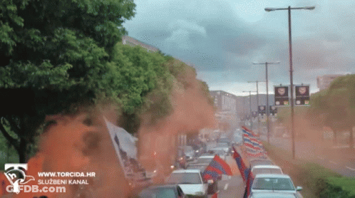 A Picture Of A Street With The Website Www.torcida.hr GIF