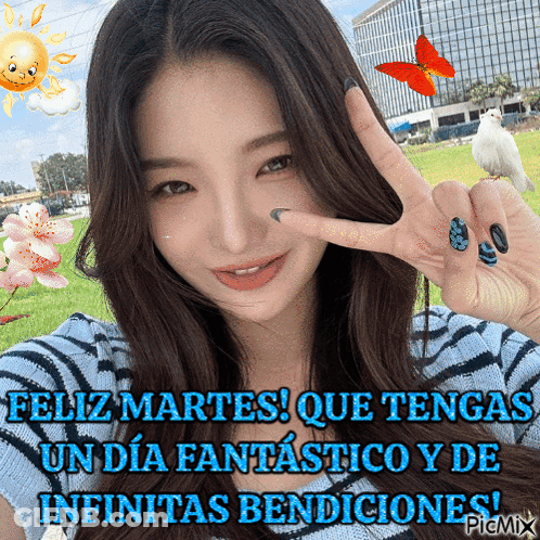A Picture Of A Woman With The Words Feliz Martes Que Tengas Un Dia Fantastico Y De Infinitas Bendiciones On The Bottom GIF