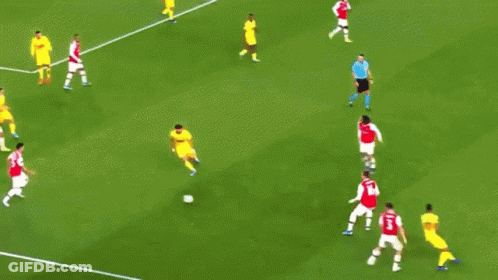 A Player With The Number 35 On Their Jersey GIF