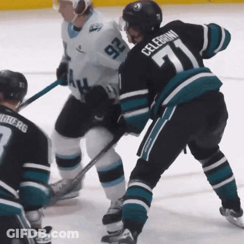 A Player With The Number 71 On His Back GIF