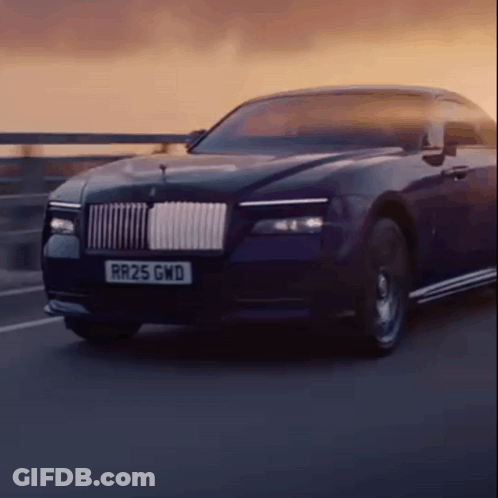 A Rolls Royce Car With A License Plate That Says Rr25 Gwd GIF