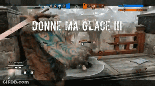 A Screen Shot Of A Video Game With The Words Donne Ma Glace Iii On It GIF