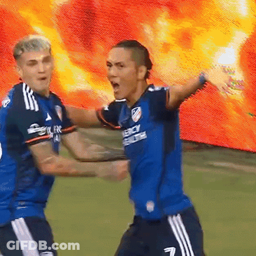 A Soccer Player In A Blue Jersey With The Number 7 On The Back GIF
