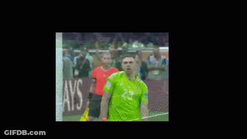 A Soccer Player In A Green Jersey With The Number 23 On It GIF
