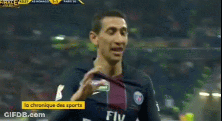 A Soccer Player Is Blowing A Kiss In Front Of A Crowd And The Words La Chronique Des Sports Are On The Bottom GIF