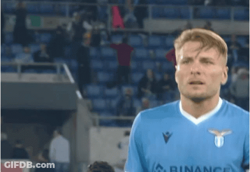 A Soccer Player Wearing A Blue Jersey With The Word Binance On It GIF