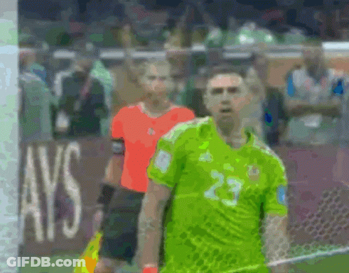 A Soccer Player Wearing A Green Jersey With The Number 23 GIF