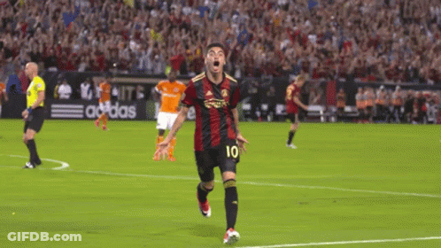 A Soccer Player Wearing A Jersey That Says 10 On It GIF