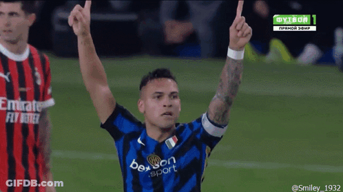 A Soccer Player Wearing A Jersey That Says Besson Sport GIF