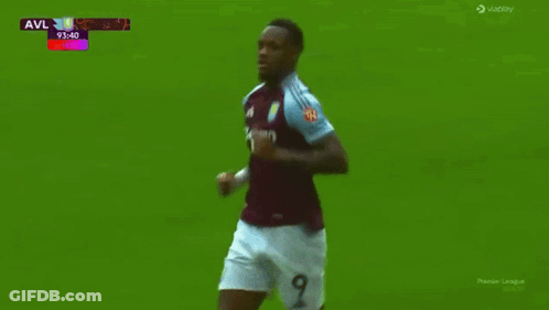 A Soccer Player Wearing A Jersey That Says Betano GIF