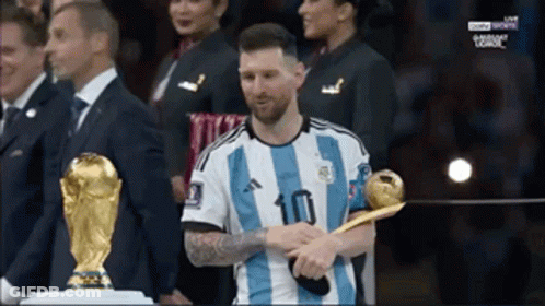 A Soccer Player Wearing A Jersey With The Number 10 On It GIF