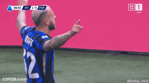 A Soccer Player Wearing A Jersey With The Number 32 On It GIF